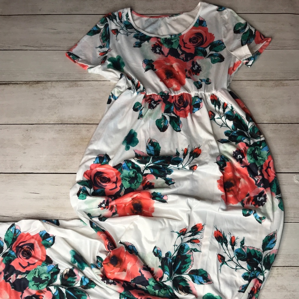 Gorgeous roses dress perfect for Mother’s Day